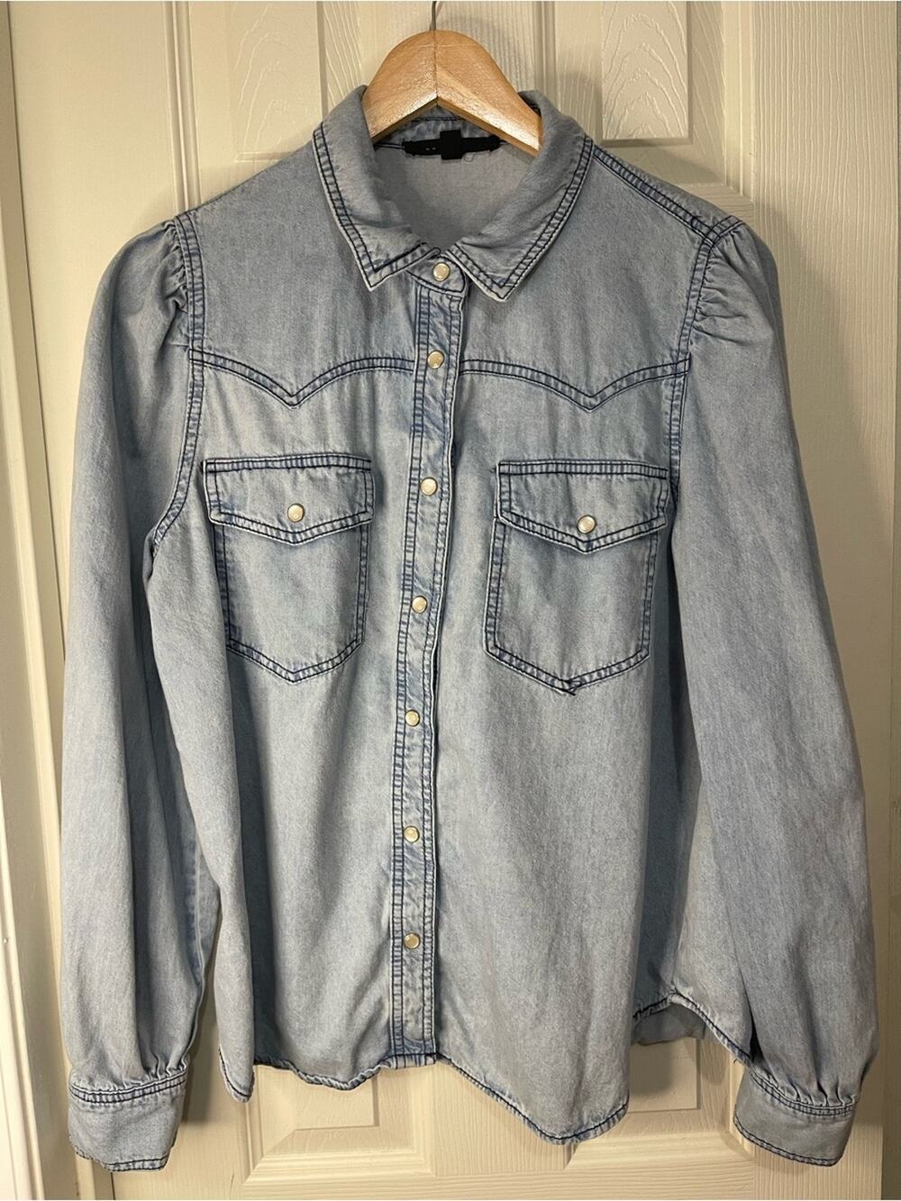 Light Blue Denim Western Snap Button Front Preppy Cow Girl Shirt size Large